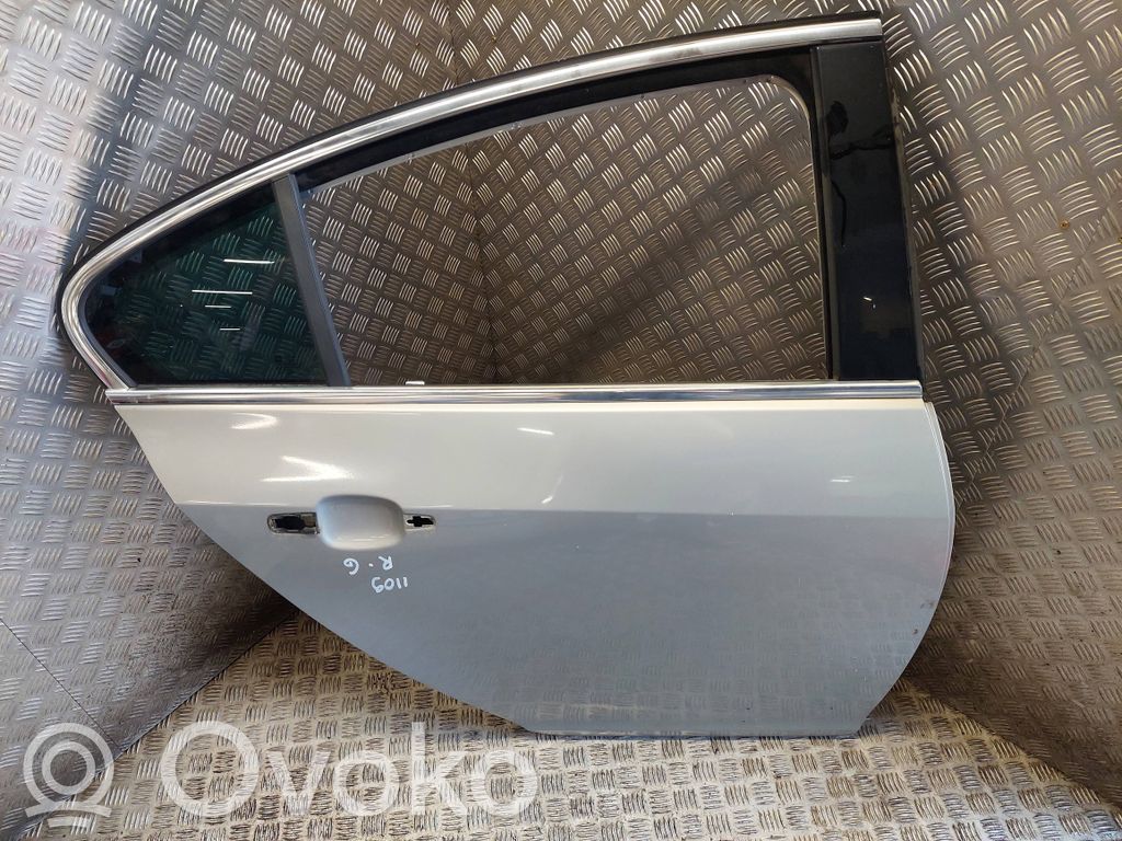 Opel Insignia A Galinės durys 