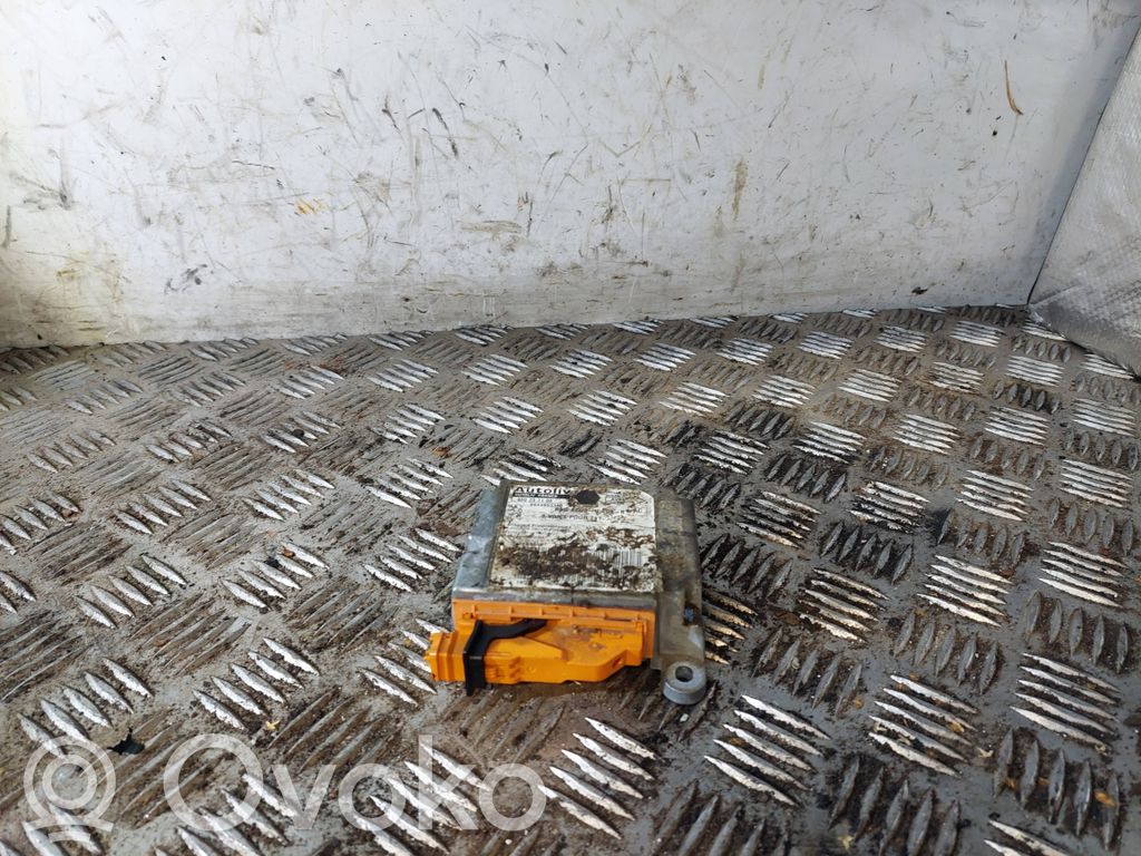 Volkswagen Golf V Airbag control unit/module 