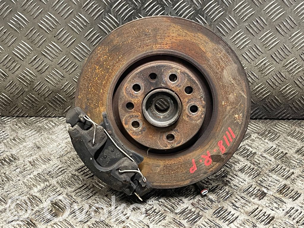 Opel Astra H Cubo de rueda delantera 