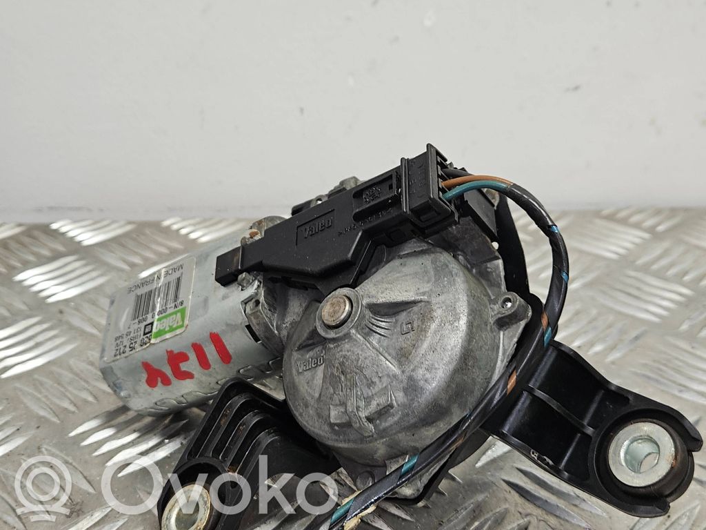Opel Zafira B Rear window wiper motor 