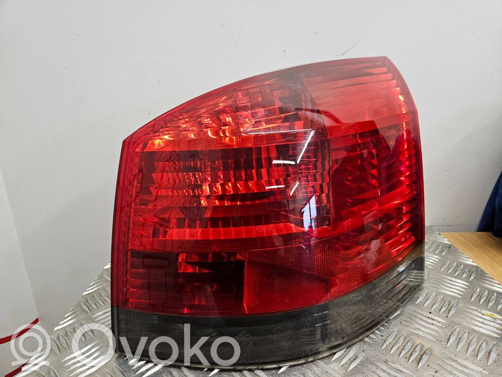 Opel Signum Lampa tylna 