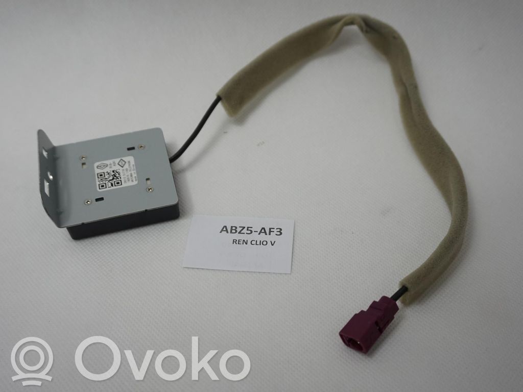 Renault Clio V Antenna control unit 