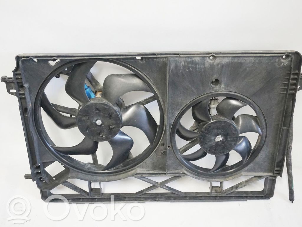Opel Vivaro Electric radiator cooling fan 