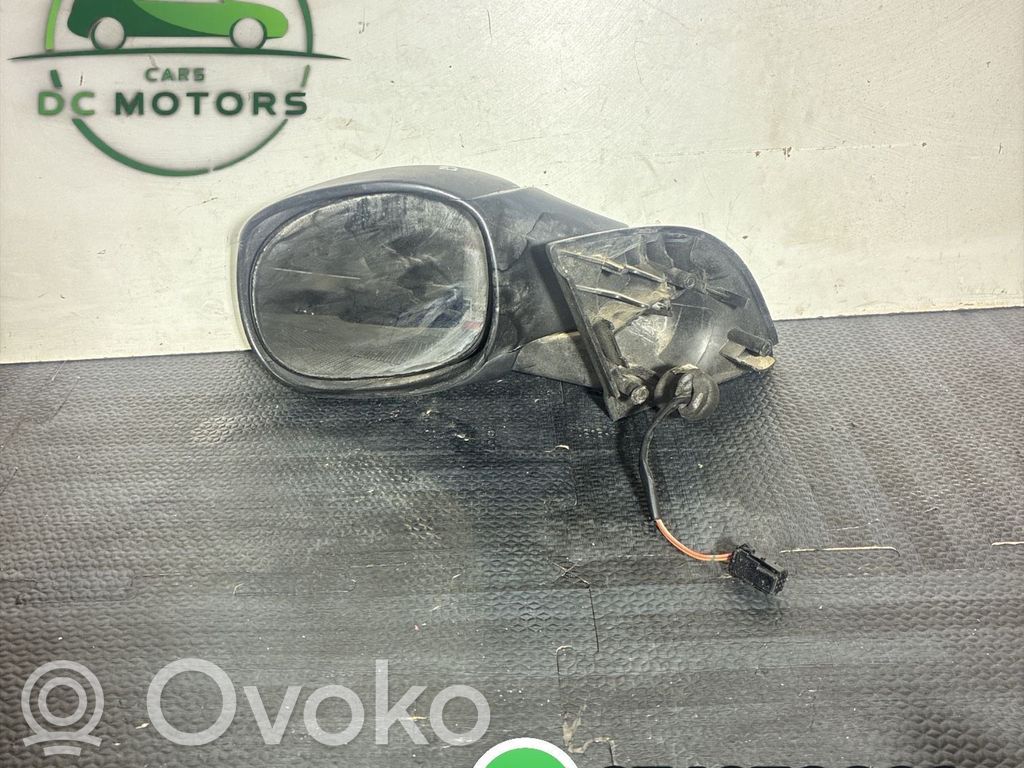 Citroen C3 Szyba przednia karoseryjna trójkątna 