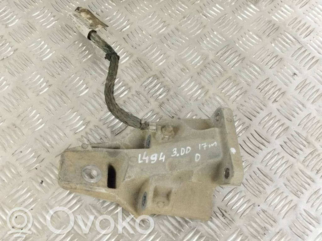 Land Rover Range Rover Sport L494 Engine mounting bracket 