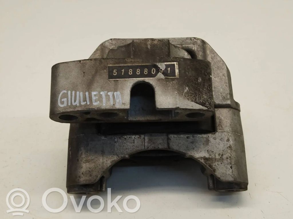 Alfa Romeo Giulietta Engine mount bracket 