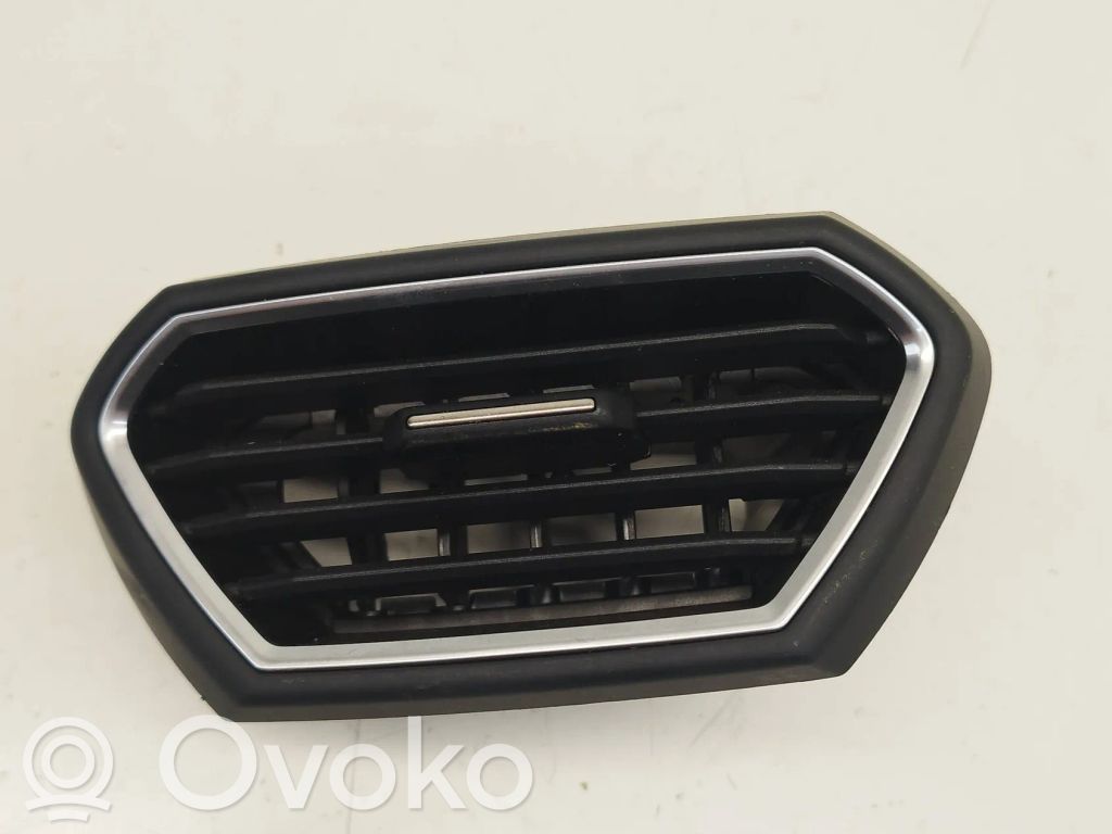 Seat Leon IV Moldura protectora de la rejilla de ventilación lateral del panel 