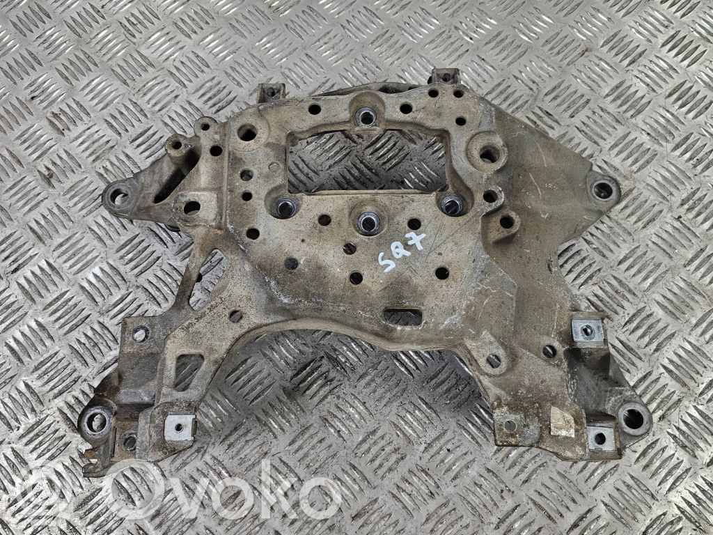 Audi SQ7 Gearbox mounting bracket 