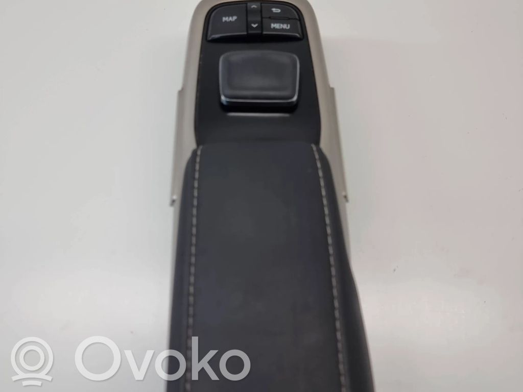 Lexus RX 450H Head unit multimedia control 