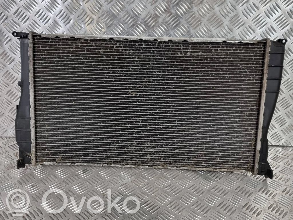 BMW 3 E90 E91 Coolant radiator 