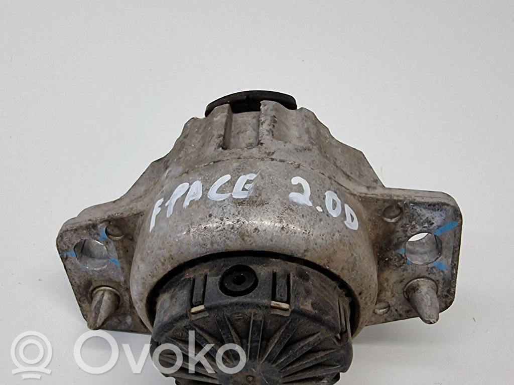 Jaguar F-Pace Engine mount bracket 