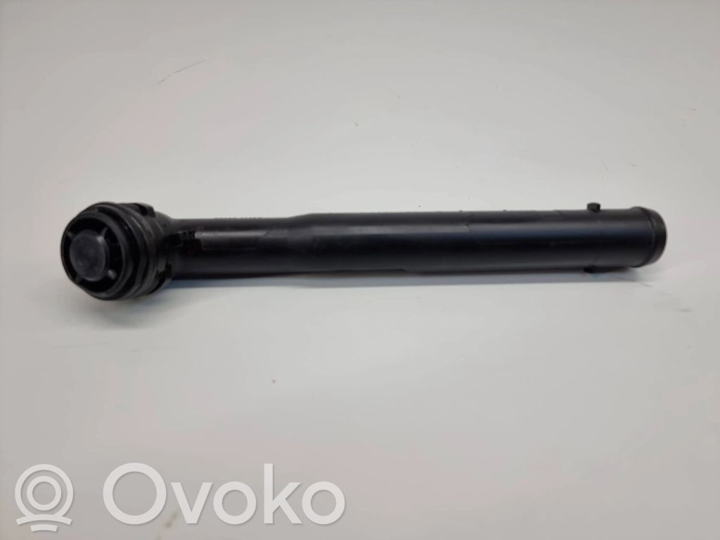 Mercedes-Benz C W205 Coolant pipe/hose 