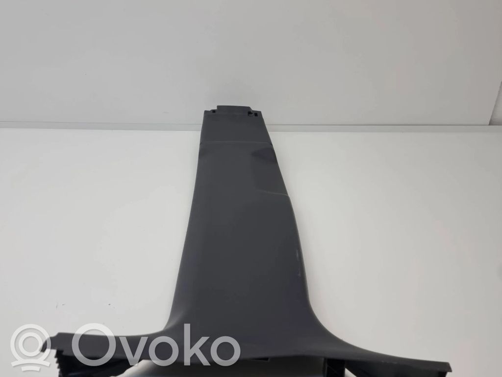 Jaguar E-Pace (B) pillar trim (bottom) 