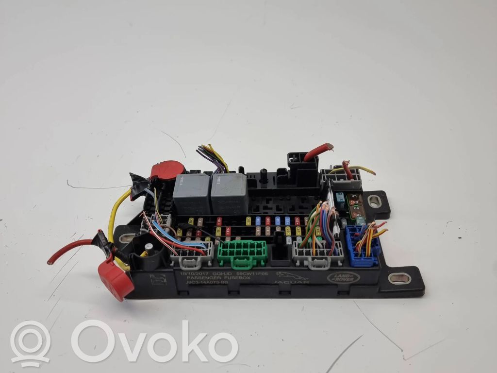 Jaguar E-Pace Fuse module 