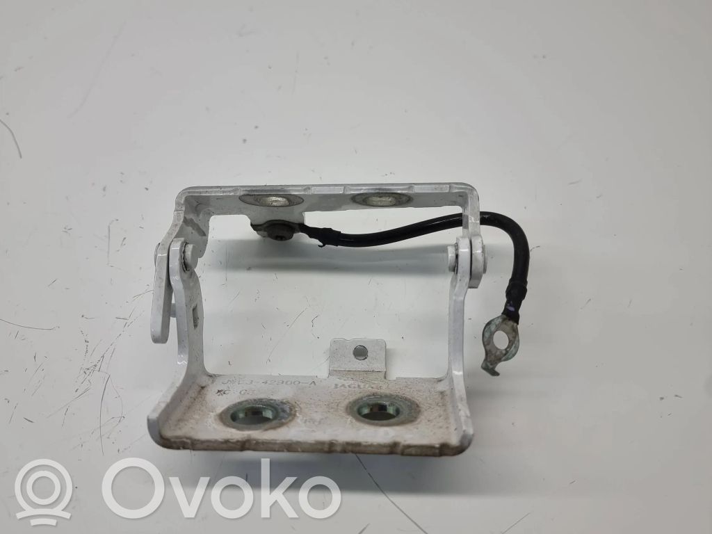 Jaguar E-Pace Tailgate/trunk/boot hinge 