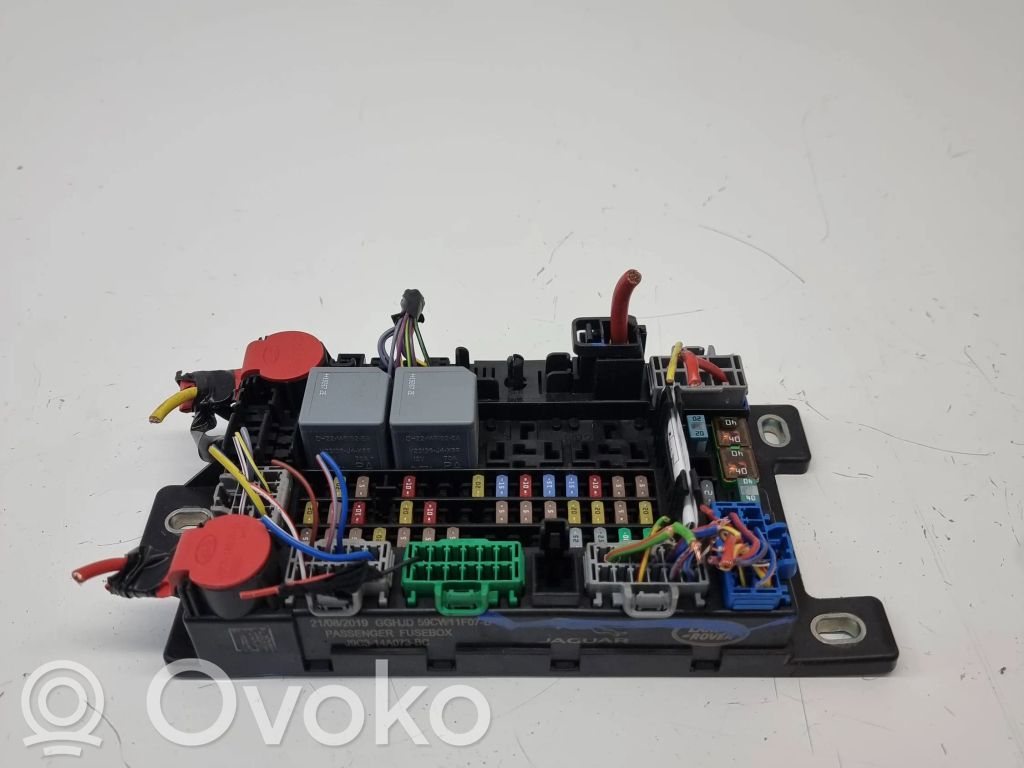Jaguar E-Pace Fuse module 