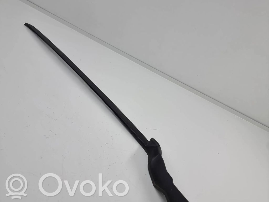 Lexus UX Windshield trim 