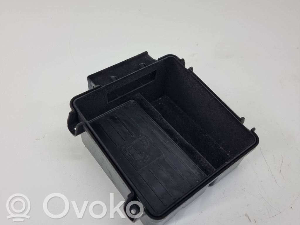 Audi Q7 4M Wireless charging module 