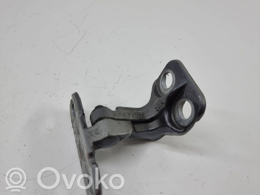 Land Rover Discovery Sport Rear door lower hinge 