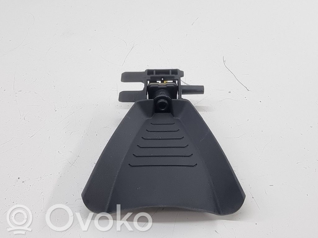Windshield/windscreen camera   9384686