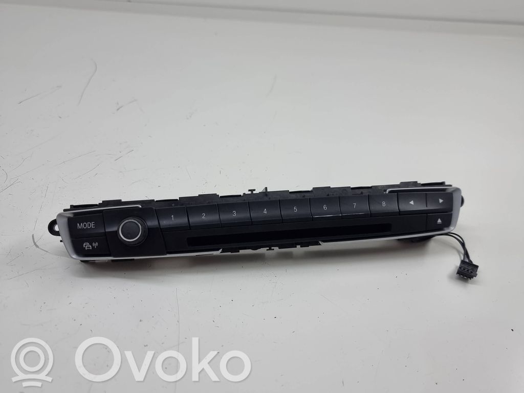 BMW 3 F30 F35 F31 Skaņas regulēšanas slēdzis 