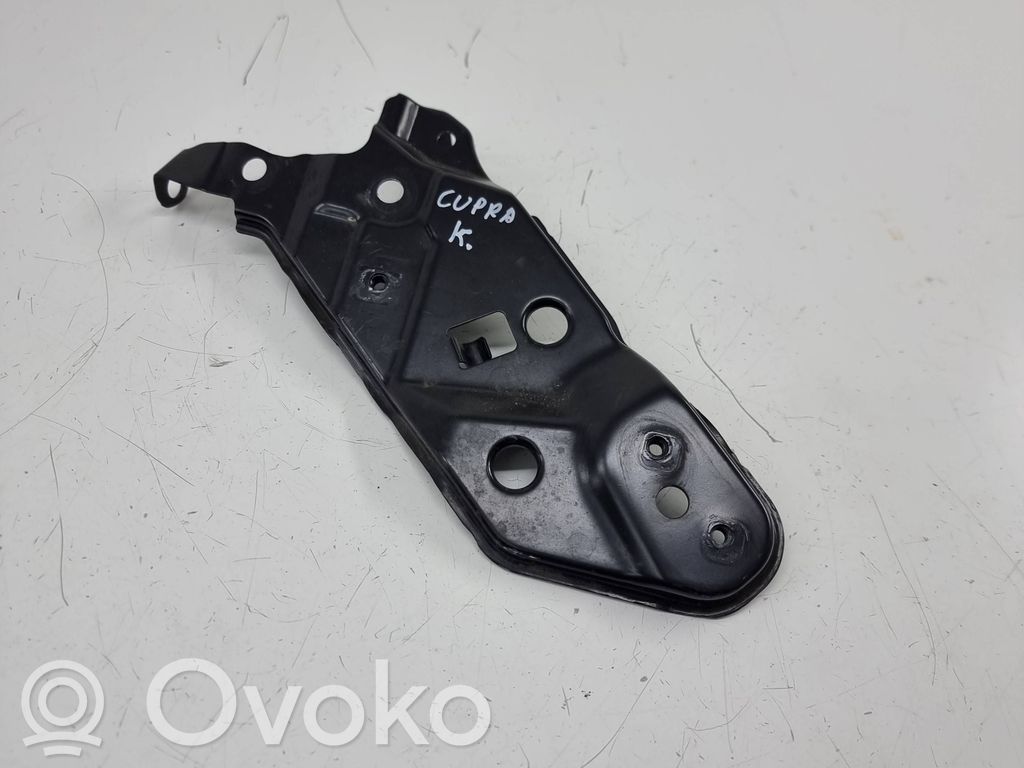 Cupra Formentor Headlight/headlamp mounting bracket 