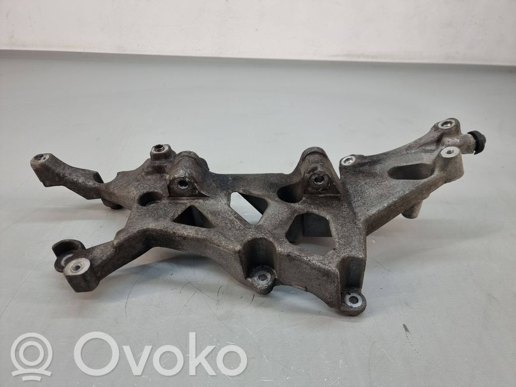 Jaguar XF Generator/alternator bracket 