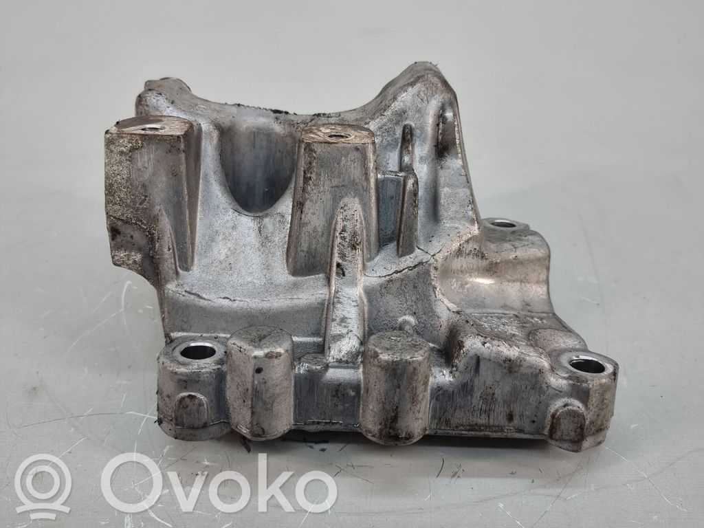 Jaguar XF Engine mounting bracket 