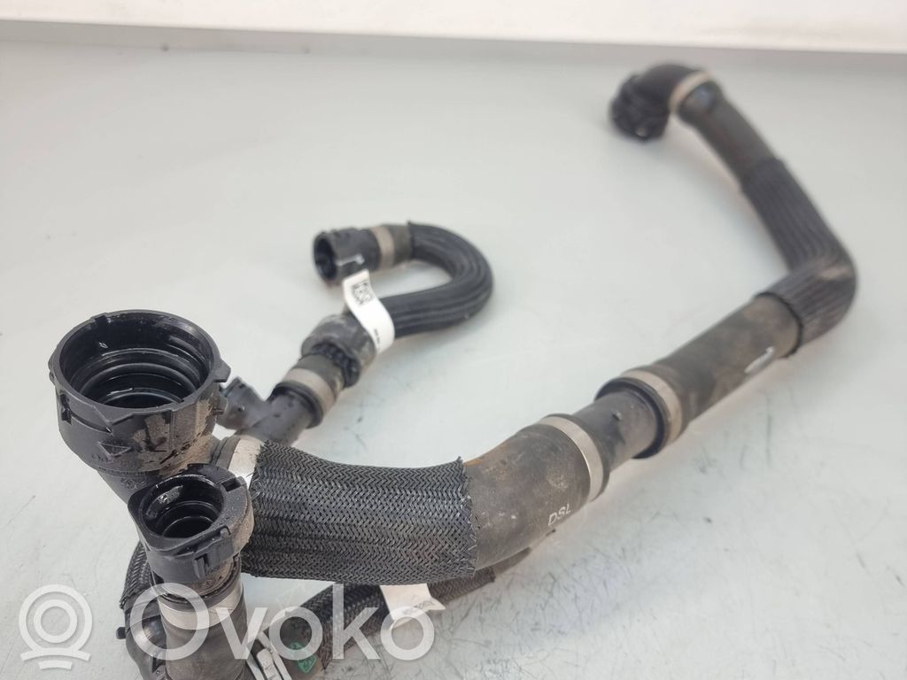 Land Rover Evoque II Engine coolant pipe/hose 