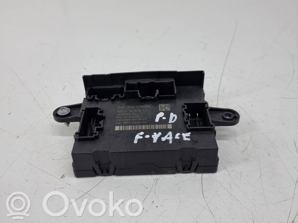 Unidad de control/módulo de la puerta   N9D314D618CA