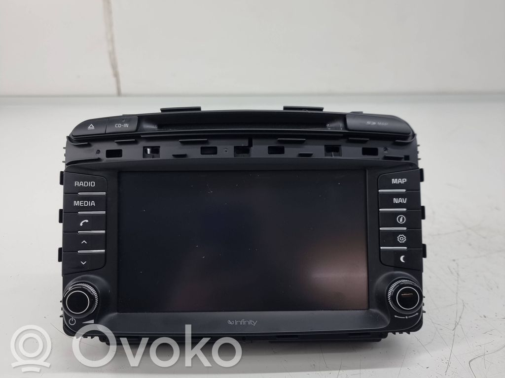 KIA Sorento Radio/CD/DVD/GPS head unit 