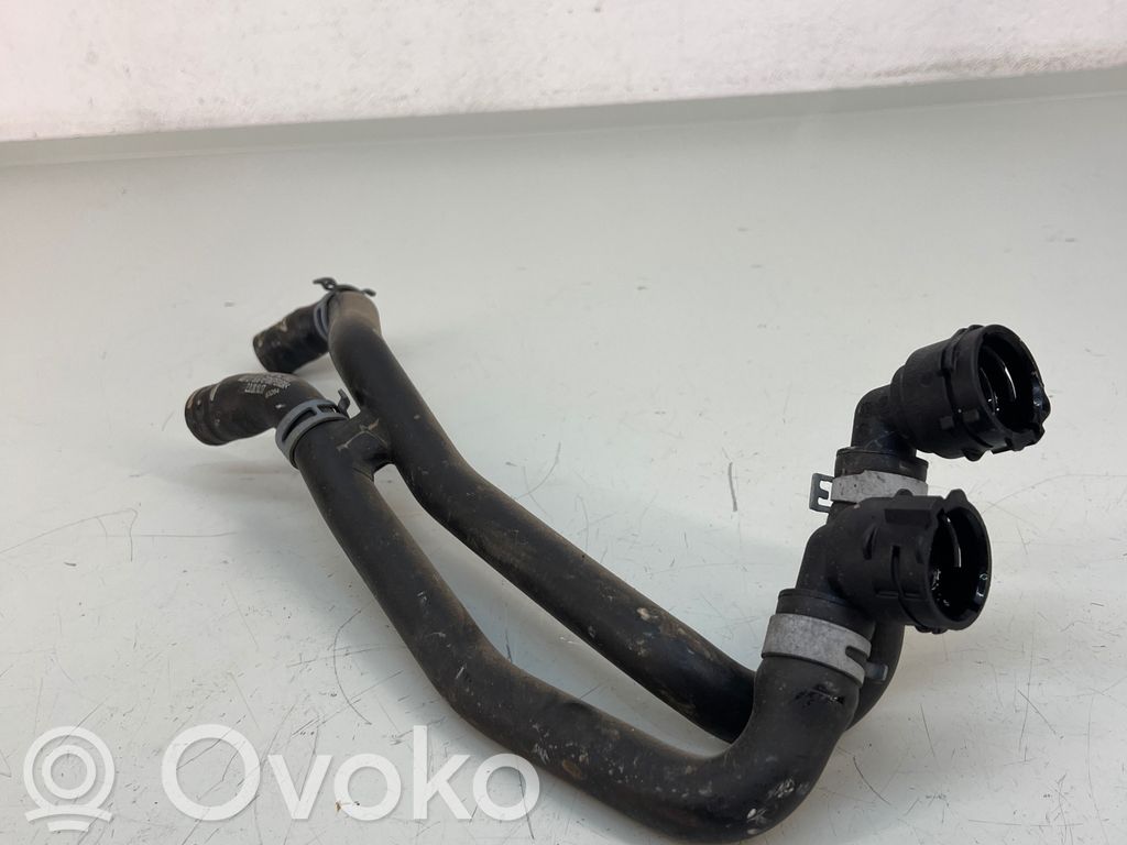 Volkswagen Taigo Engine coolant pipe/hose 