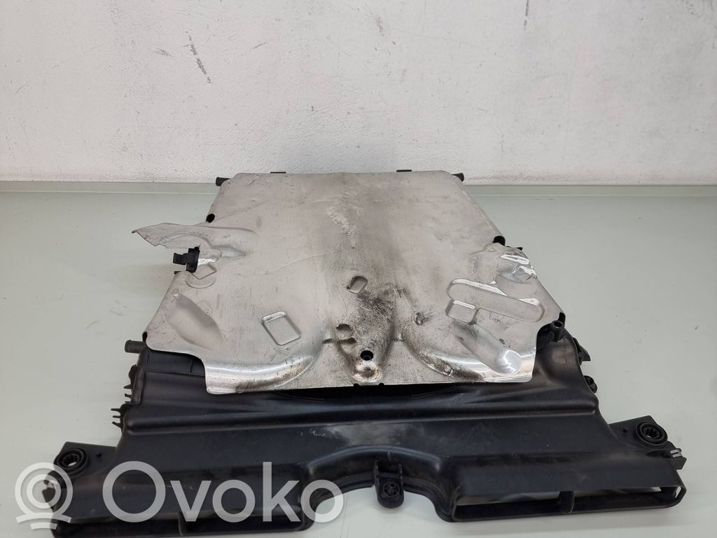 Audi SQ7 Air filter box 
