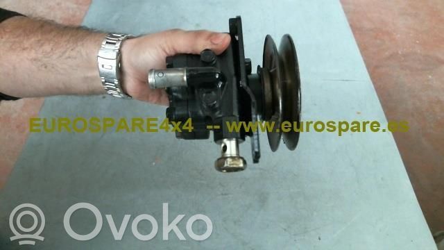 Nissan Patrol 260 Power steering pump 