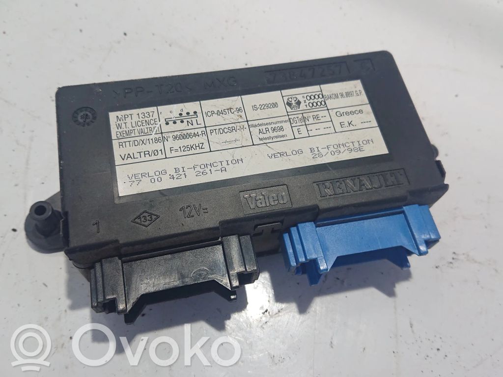 Renault Laguna I Module de contrôle carrosserie centrale 