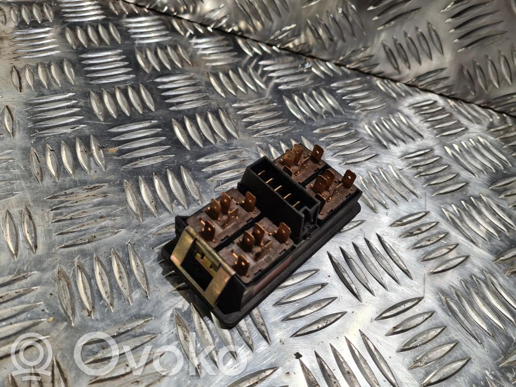 Interruptor del elevalunas eléctrico