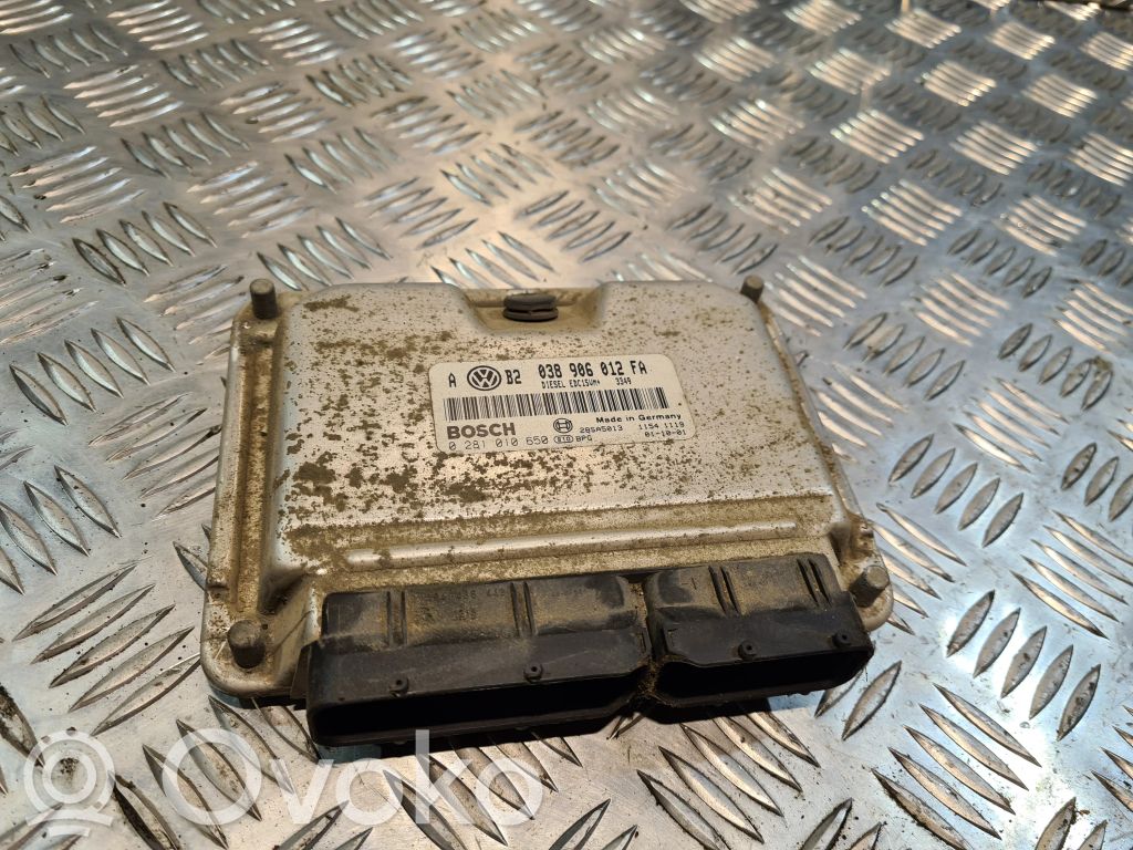 Volkswagen Golf IV Engine control unit/module 