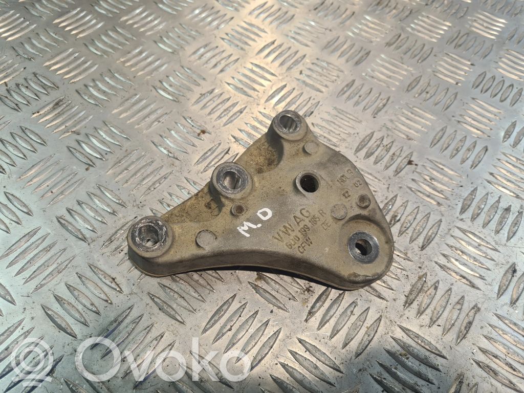 Volkswagen Polo Engine mounting bracket 