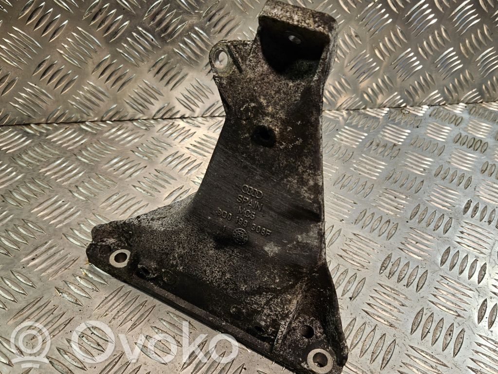 Engine mounting bracket   8D0199308F