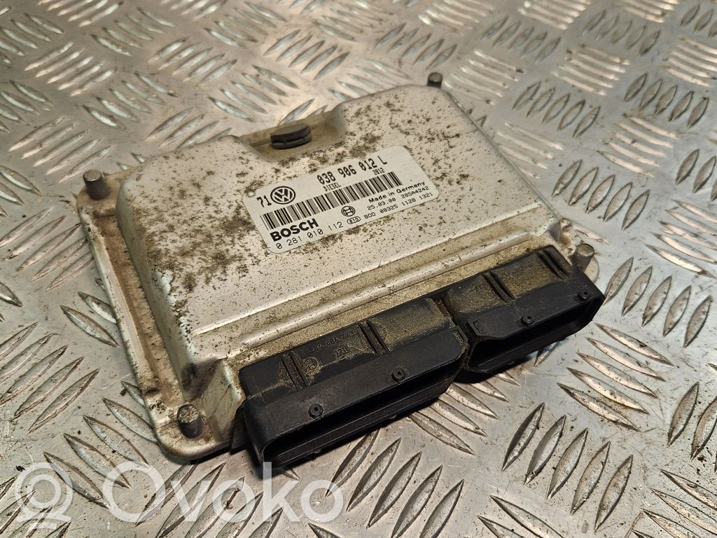 Volkswagen Golf IV Engine control unit/module 