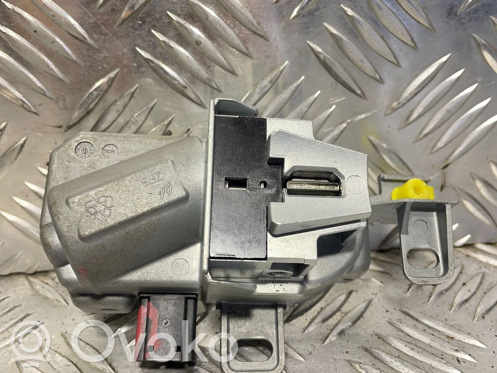 Volvo C30 Steering wheel lock 