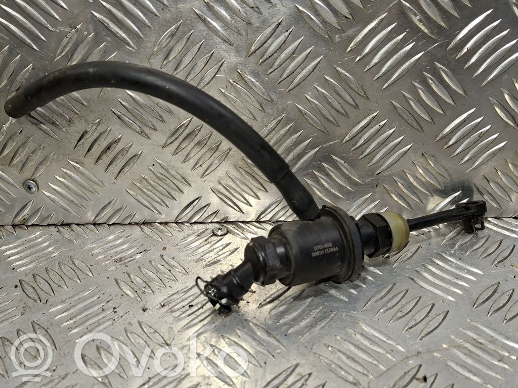 Nissan Juke I F15 Cilindro maestro de embrague 