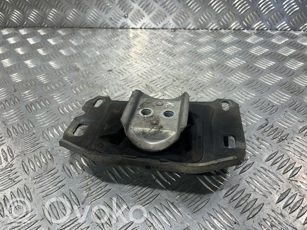 Peugeot 5008 II Gearbox mount 