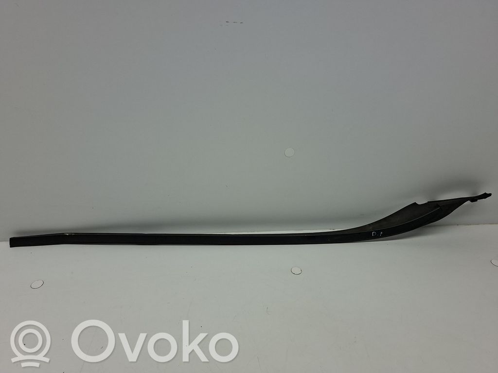 Volvo V60 Windshield trim 