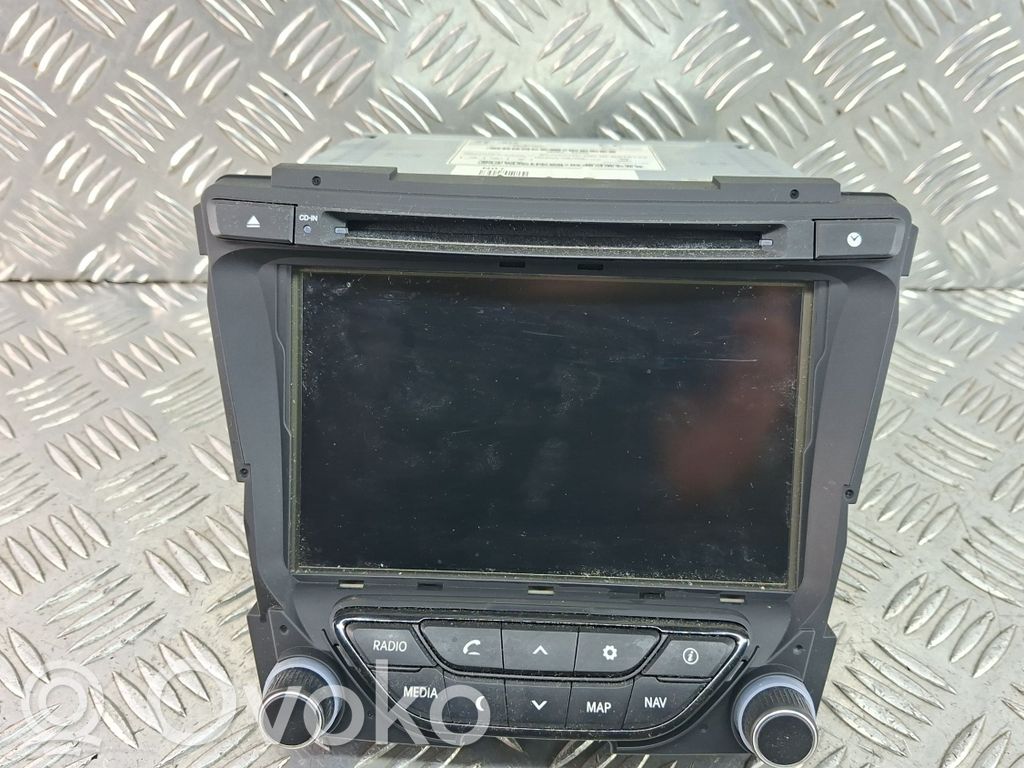 Hyundai i40 Panel / Radioodtwarzacz CD/DVD/GPS 