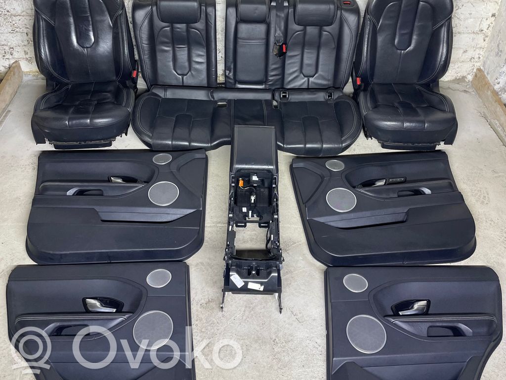 Interior set