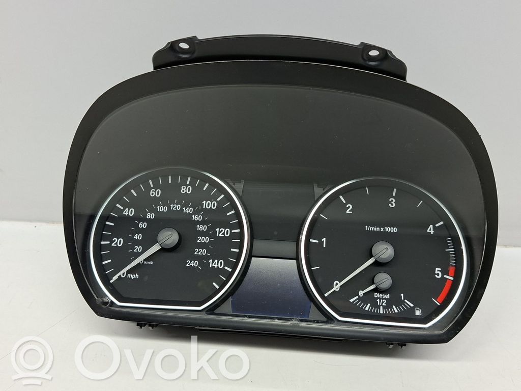 BMW 1 E81 E87 Spidometras (prietaisų skydelis) 