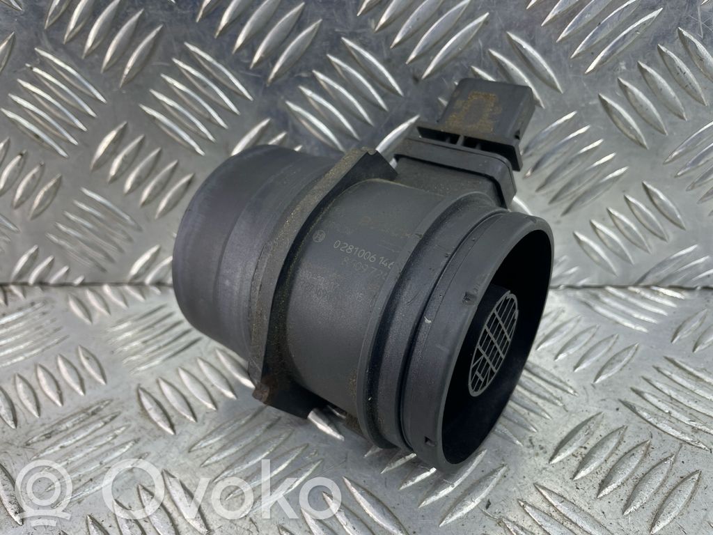BMW 1 E81 E87 Mass air flow meter 