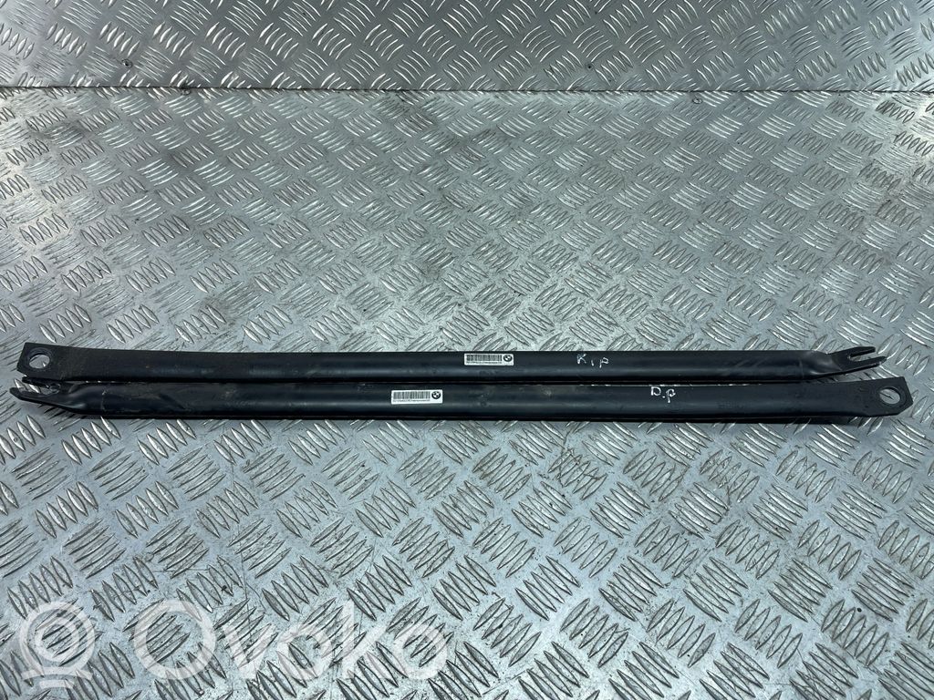 BMW 1 E81 E87 Muu moottoritilan osa 