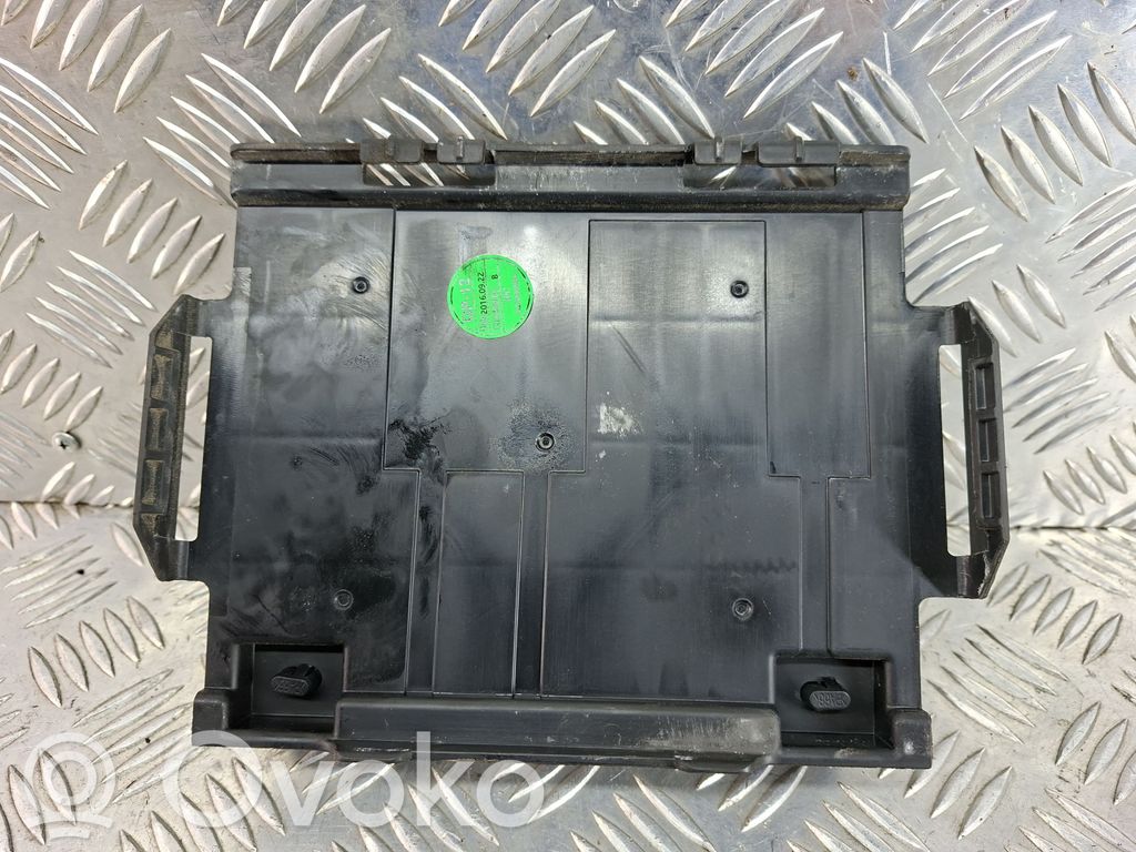 Opel Astra K Engine control unit holder 